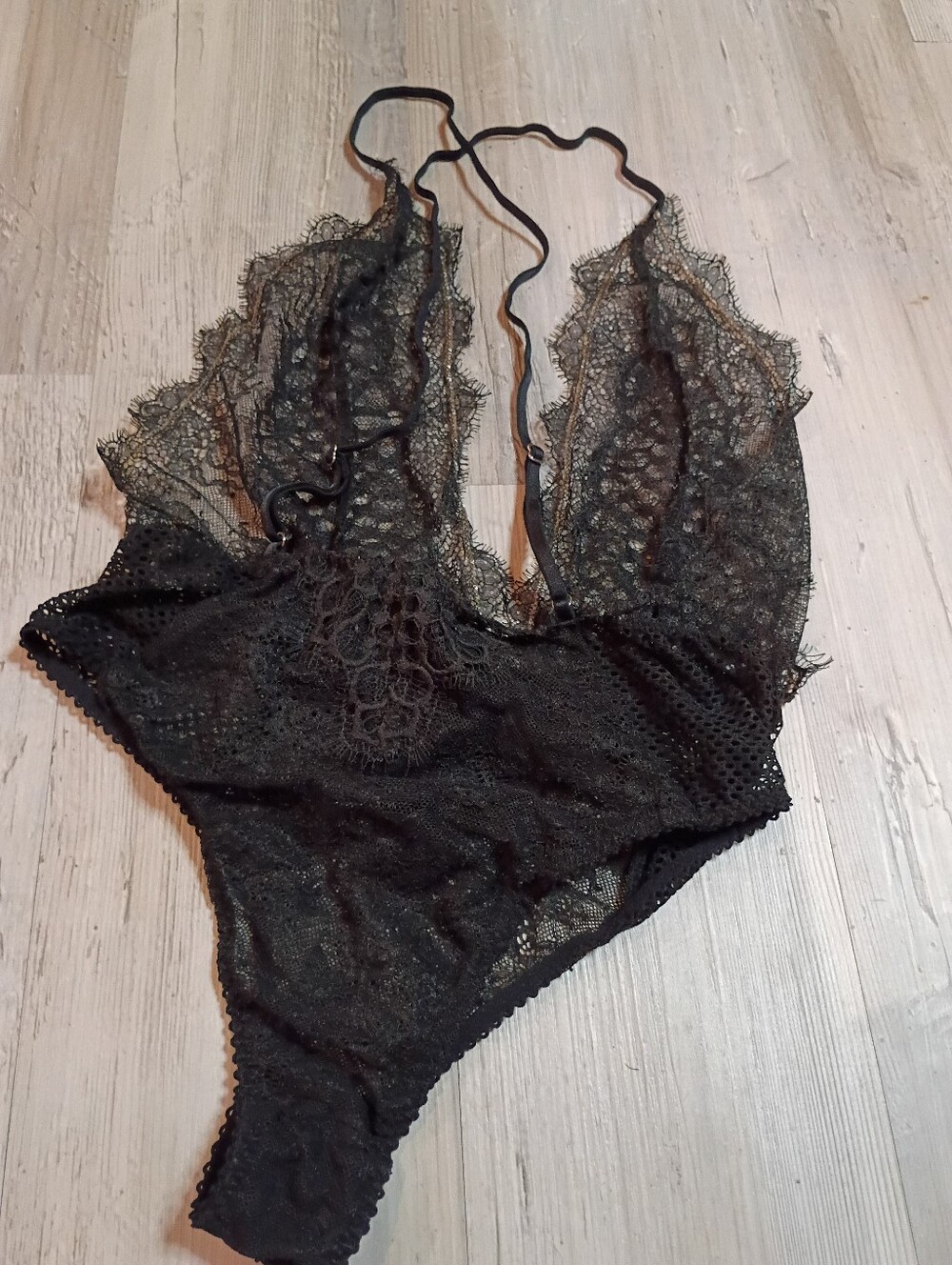 Victoria Secret - Picture 4 of 5